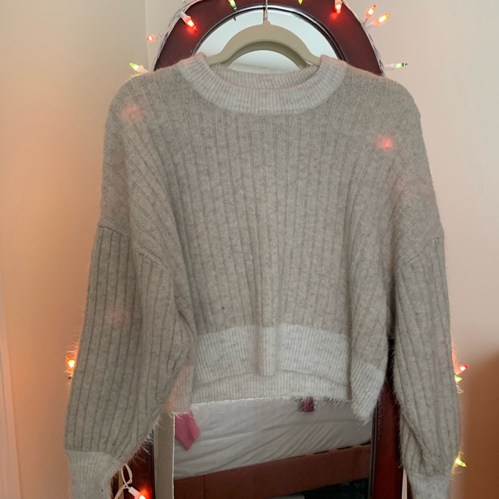 Cropped cozy sweater